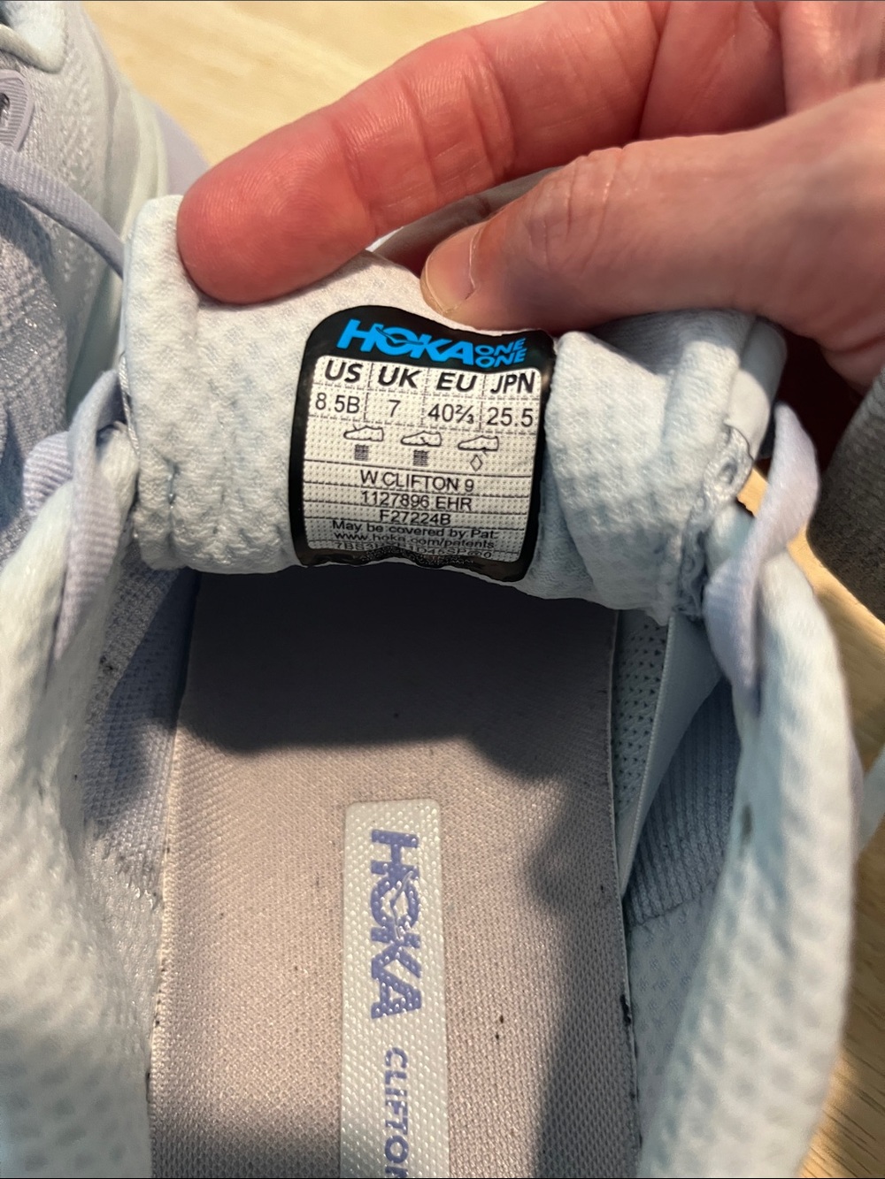 Hoka Clifton Lightweight Women's Running Shoes - light blue and purple - Picture 2 of 4